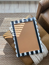Load image into Gallery viewer, Scallop Frame Cork Board