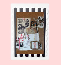 Load image into Gallery viewer, Scallop Frame Cork Board