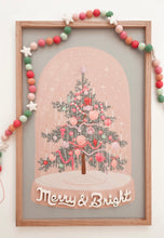 Load image into Gallery viewer, Snow Globe Christmas Tree