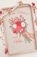 Load image into Gallery viewer, Pick flowers- white