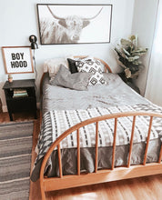 Load image into Gallery viewer, Boy Hood- sign single only ( no long live)