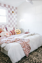 Load image into Gallery viewer, Jules Wallpaper- collab with Karissa @alittlej&k